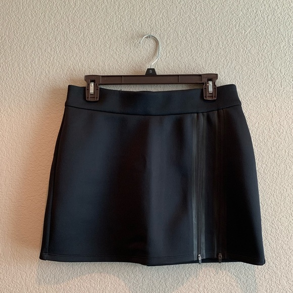 Fabletics Cornado Skirt - Picture 4 of 8